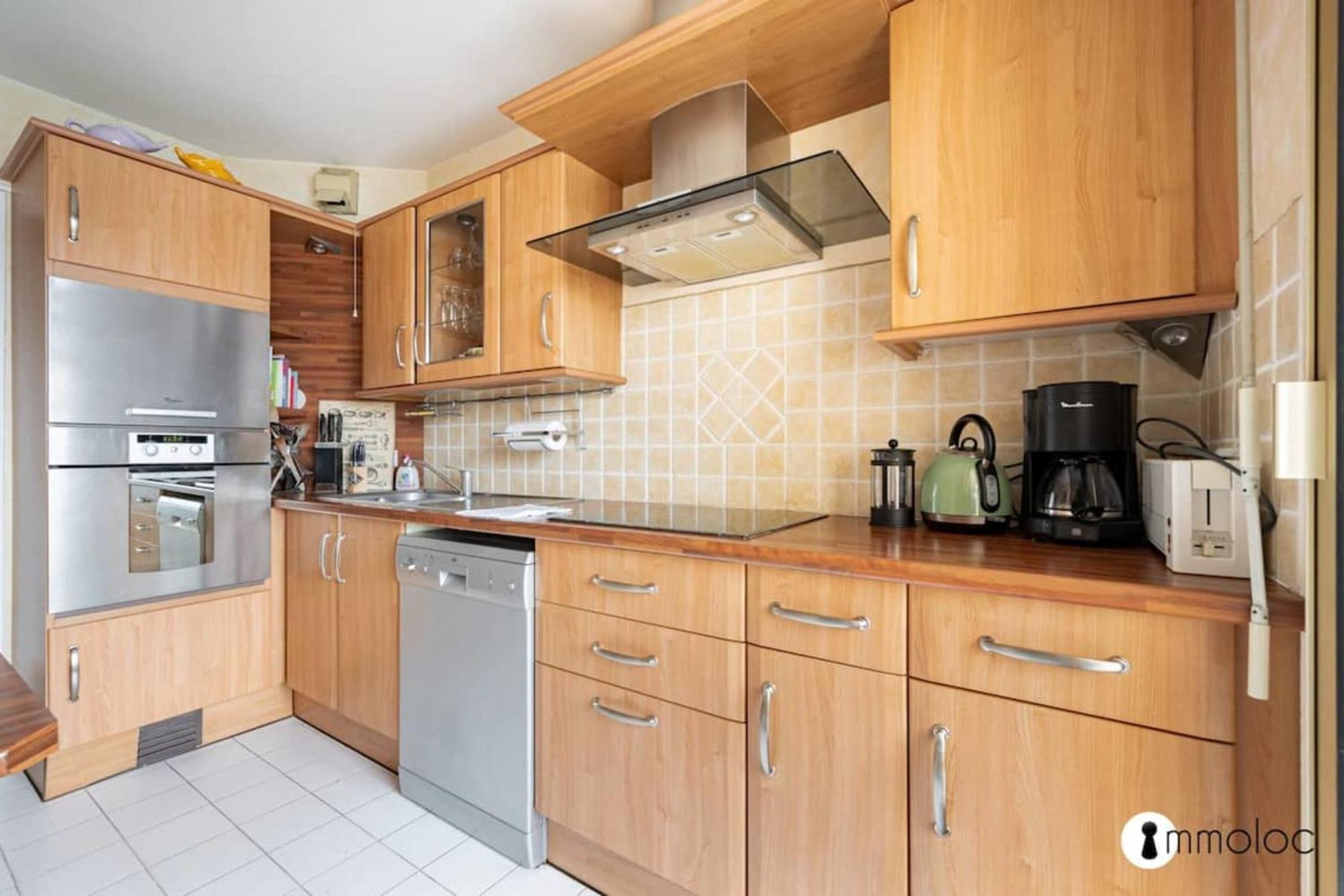 Spacious Apartment With Pool Located In The Marina Of Mandelieu ภายนอก รูปภาพ